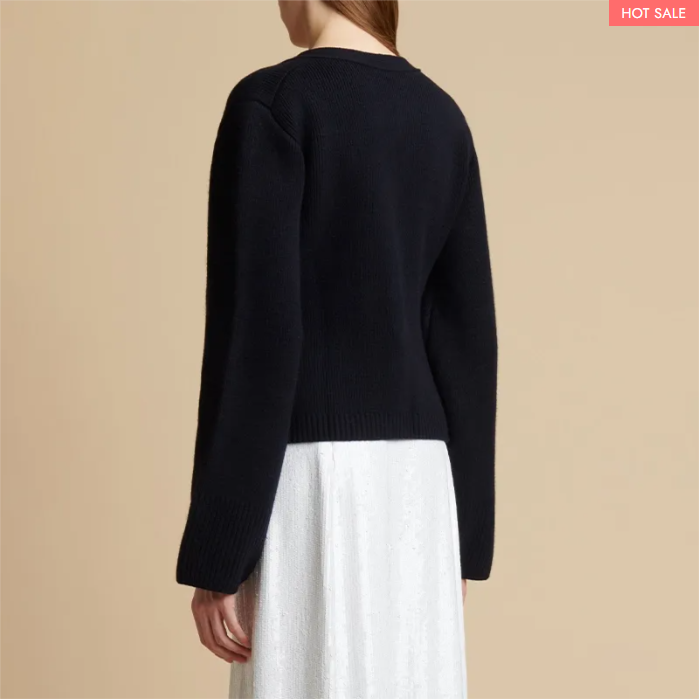 DEEP V-NECK CARDIGAN（🔥Buy 2 Automatic 10% Off & Free Shipping🔥）